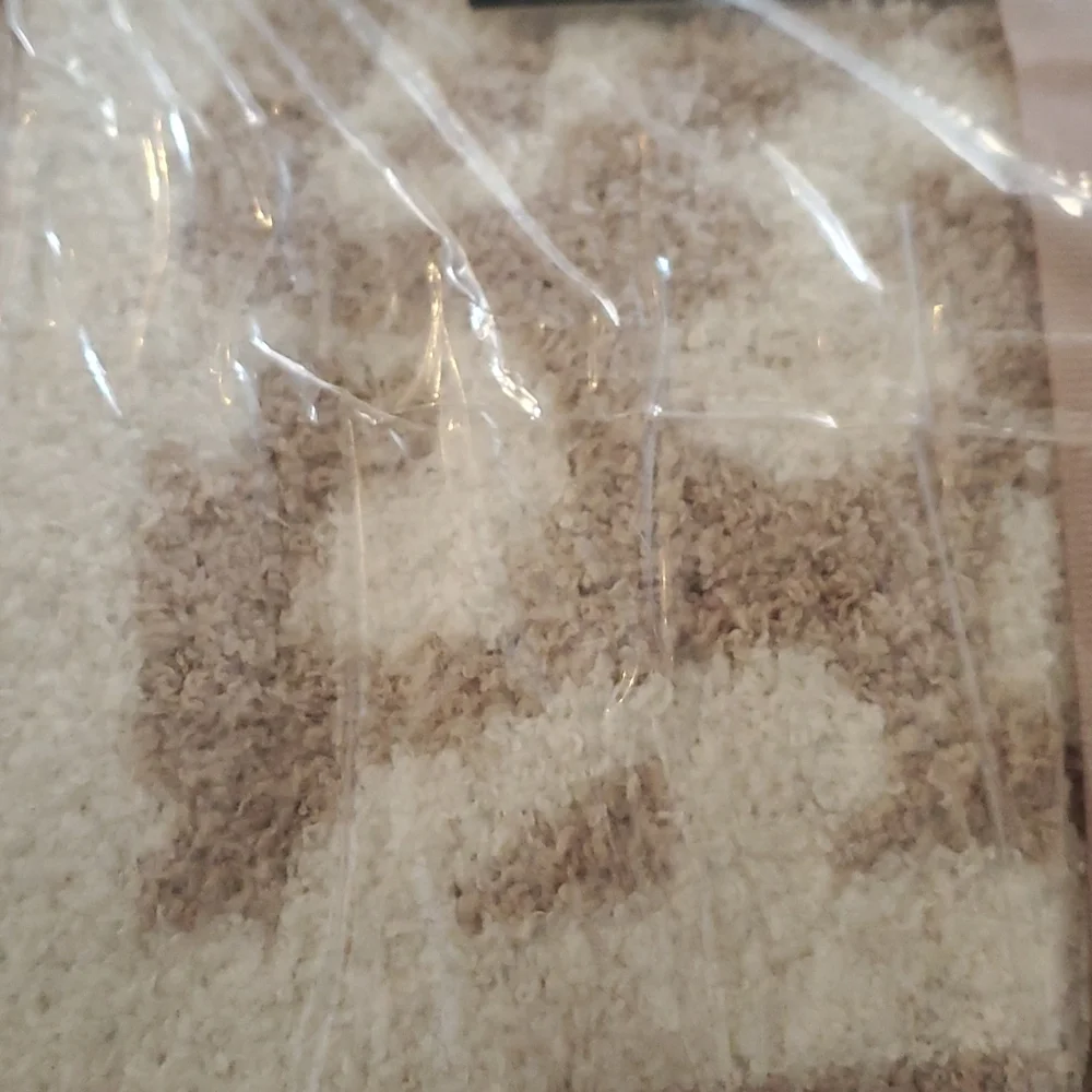 Wrapped in a Cloud Leopard Blanket - Picture 2 of 2